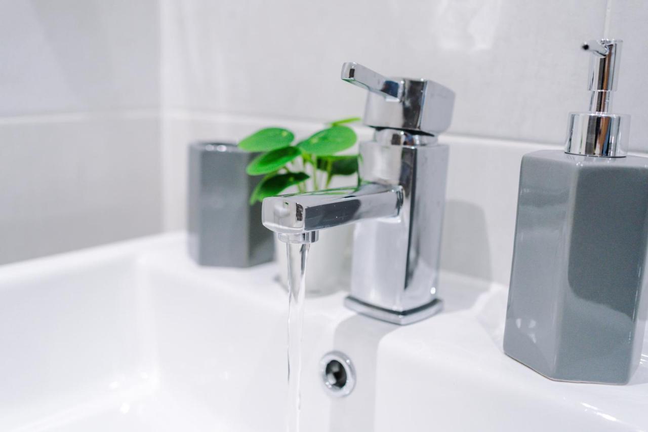 ✰Onpoint - Modern 2 Bed Apartment Close To Centre✰ 리즈 외부 사진